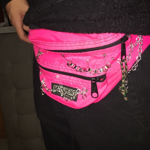Fanny bag - Picture 1 of 2